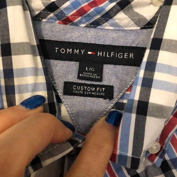 Tommy Hilfiger Long Sleeve Button Down Shirt- men’s large - Picture 2 of 3